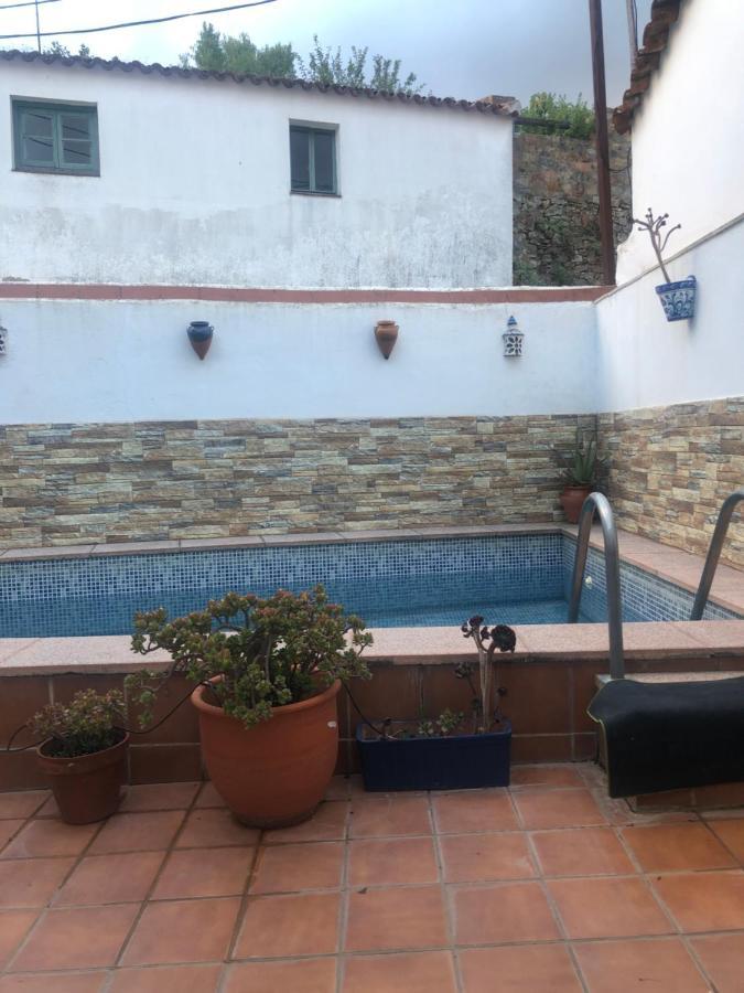 Acogedora Casa De Pueblo Con Piscina Villa Fuenteheridos Buitenkant foto