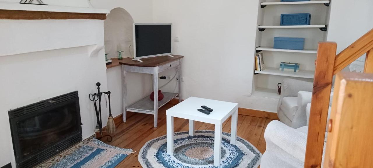Acogedora Casa De Pueblo Con Piscina Villa Fuenteheridos Buitenkant foto