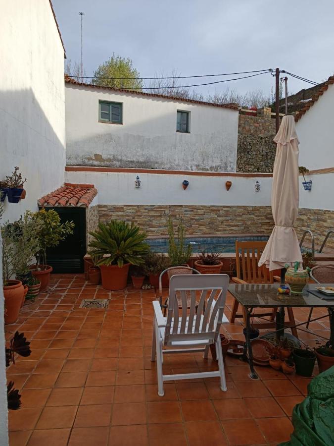 Acogedora Casa De Pueblo Con Piscina Villa Fuenteheridos Buitenkant foto